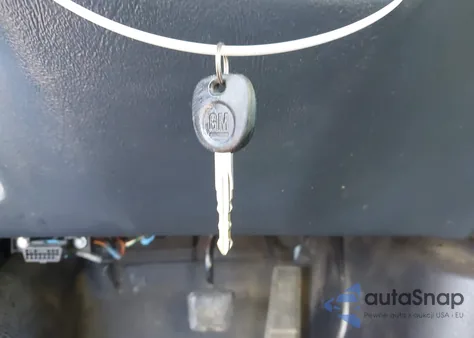 2005 Chevrolet Astro из США, поврежденный, VIN 1GCDM19X15B100597